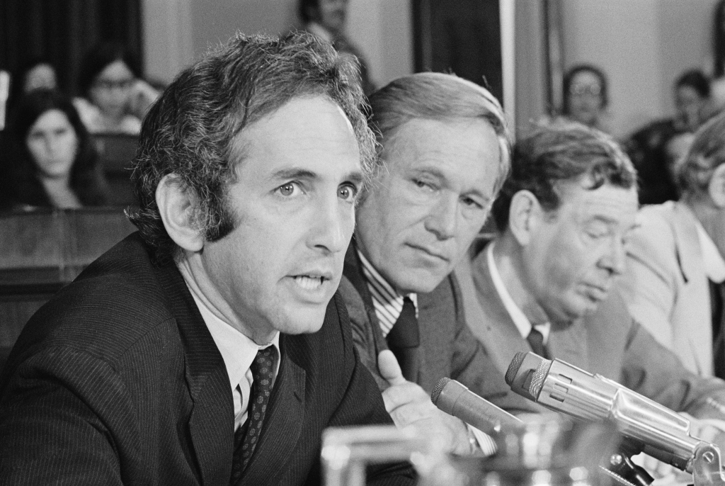 Daniel Ellsberg, the Man Who Leaked the Pentagon Papers, Dies at 92