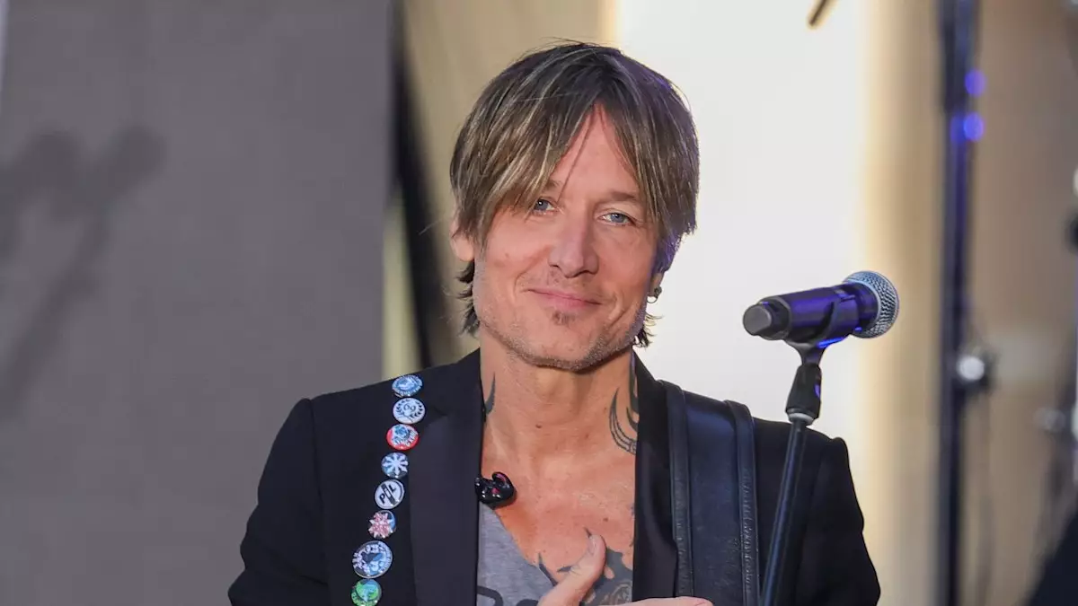 Keith Urban Celebrates the Hard Workers of Country Music Touring Industry