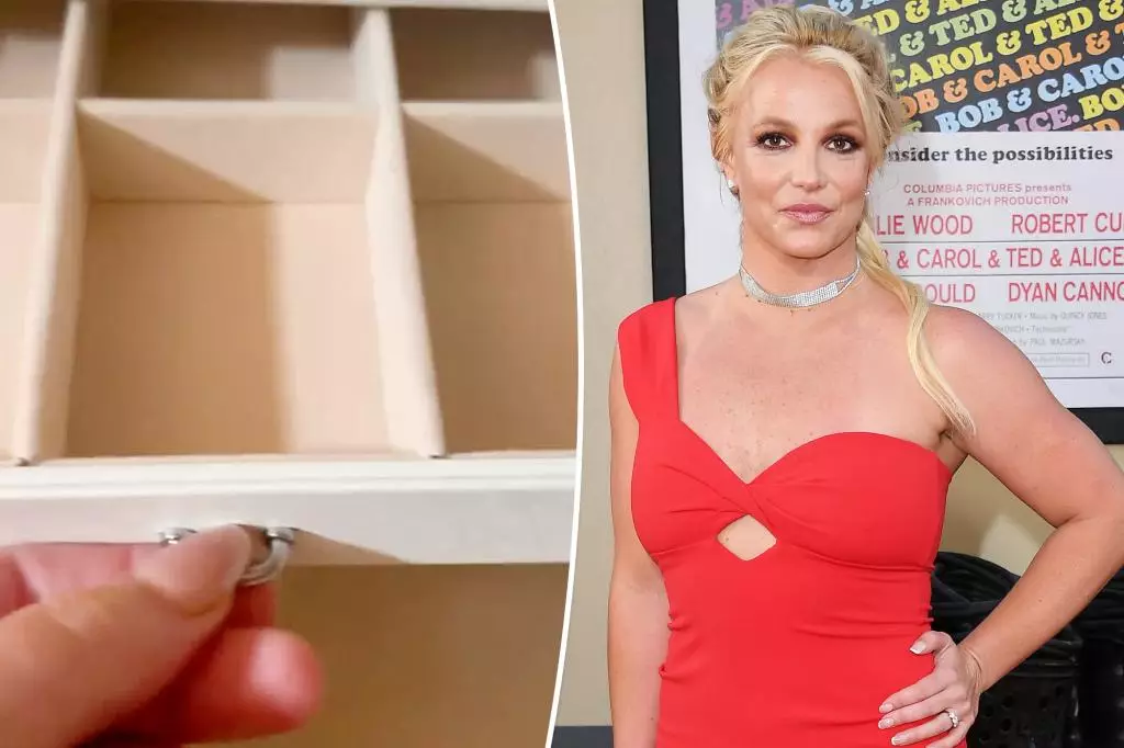 Britney Spears Claims Jewelry Stolen From Home