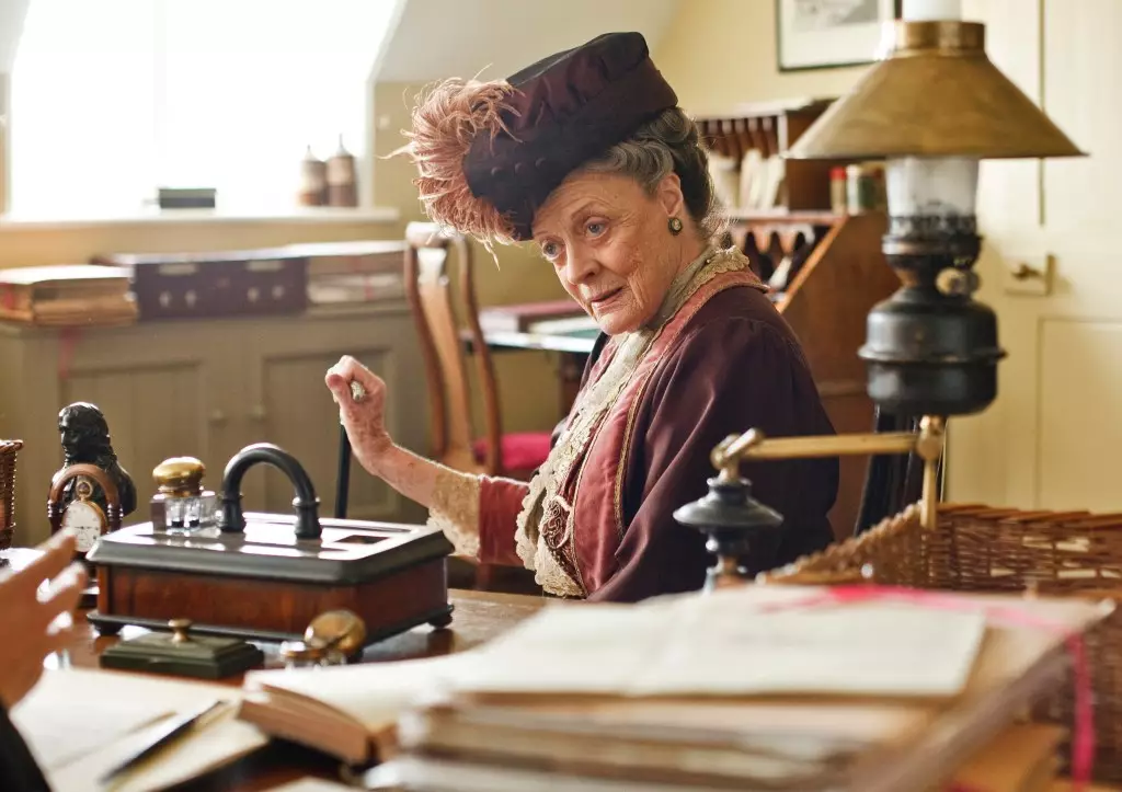 In Loving Memory of a Legendary Actress: A Tribute to Maggie Smith