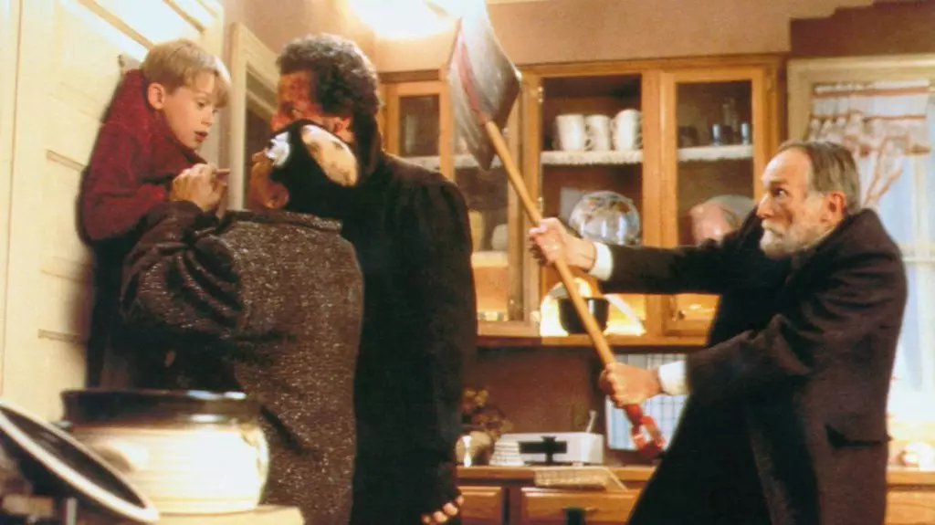 The Untold Stories Behind “Home Alone”: A Glimpse into the Set’s Unique Atmosphere