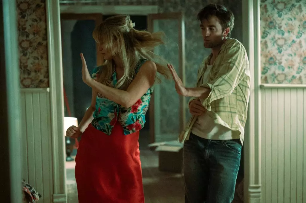 Unveiling the Power of “Die My Love”: A New Milestone for Independent Cinema